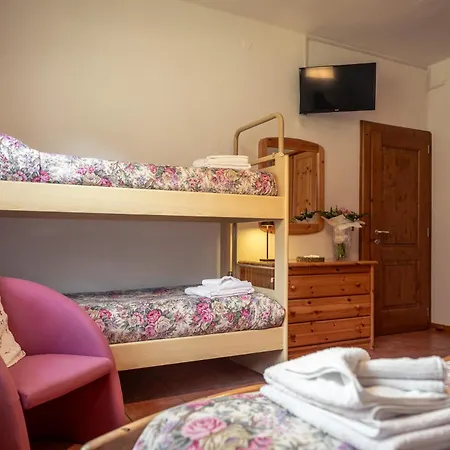 Morandi Hotel *