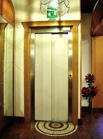 Morandi Hotel *